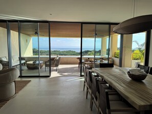 Living Dining Terrace w Large Sliding Glass