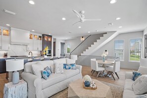 2nd Floor Living Room