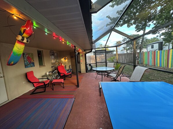 Outdoor dining