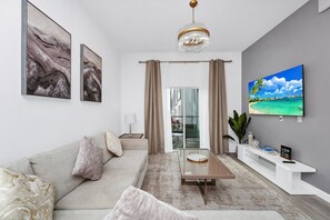 Bright vibes and cozy corners in the living room!