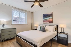 All pictured linens included with the queen sized bed