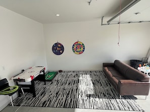 Spielezimmer