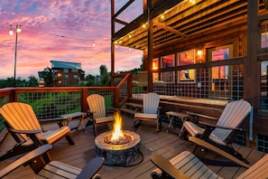 Kick back at the firepit with friends, family, and gorgeous views!