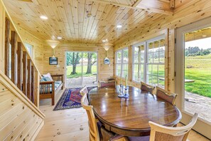 Dining Area | Landscape Views