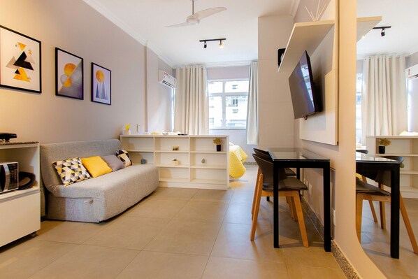 Photo of the whole room,Bedroom,View(from property / room)