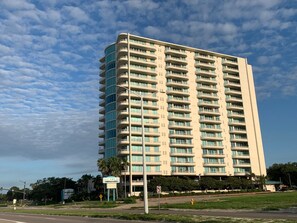 Ocean Club 