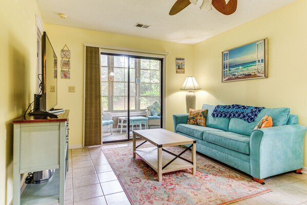 Little River Vacation Rental | 2BR | 2BA | 950 Sq Ft | 2 Steps to Enter
