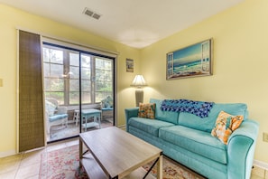 Living Room | Full Sleeper Sofa | Flat-Screen TV | Central Heating & A/C