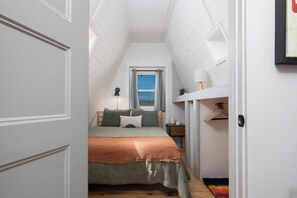 The primary bedroom has a queen Casper mattress