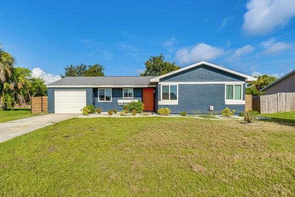 Port Charlotte Vacation Rental | 3BR | 2BA | 1,000 Sq Ft | Small Step for Entry