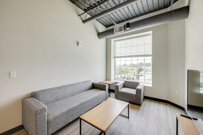 Living Room | Smart TV