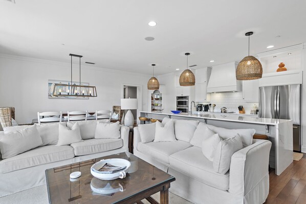 WaterHouse 204 - Seacrest Beach - Living/Kitchen Area
