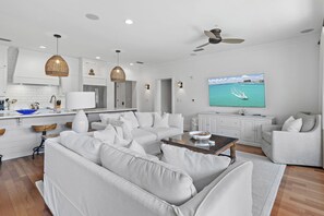 WaterHouse 204 - Seacrest Beach - Living Area