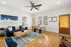Casa Fuente Living Room with Queen Sized Sleeper Sofa