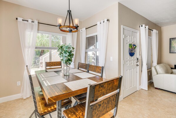 Mesquite Vacation Rental | 2BR | 2BA | 1,252 Sq Ft | Step-Free Access