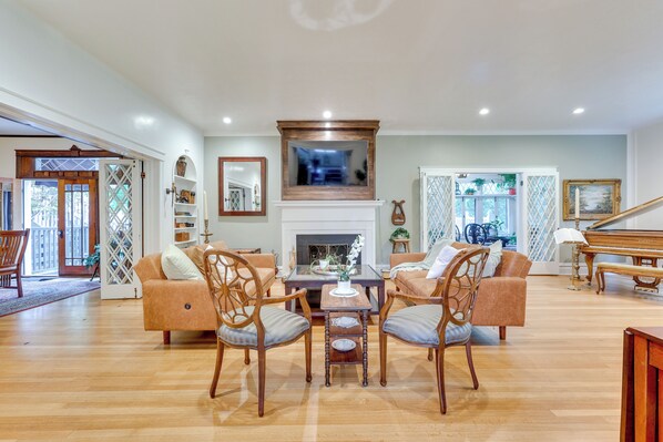 Boise Vacation Rental | 6BR | 6BA | Step-Free Entry | 4,800 Sq Ft