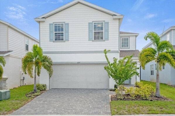 1217AlohaBlvd(42)