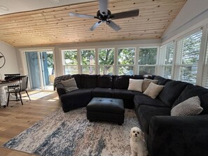 Plenty of space to lounge around