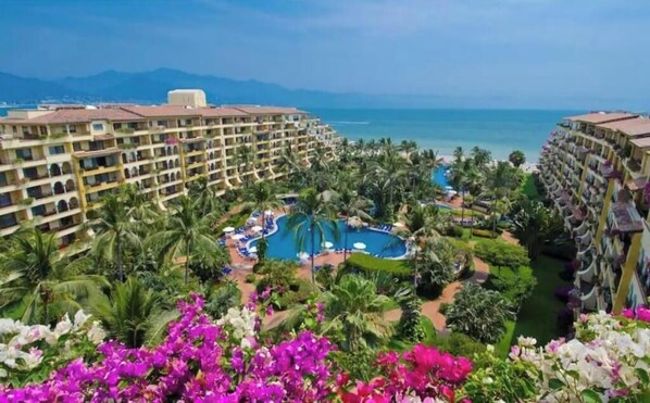 Gorgeous beachfront property in this paradise city, Puerto Vallarta