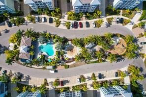 Marian Walk Amenities