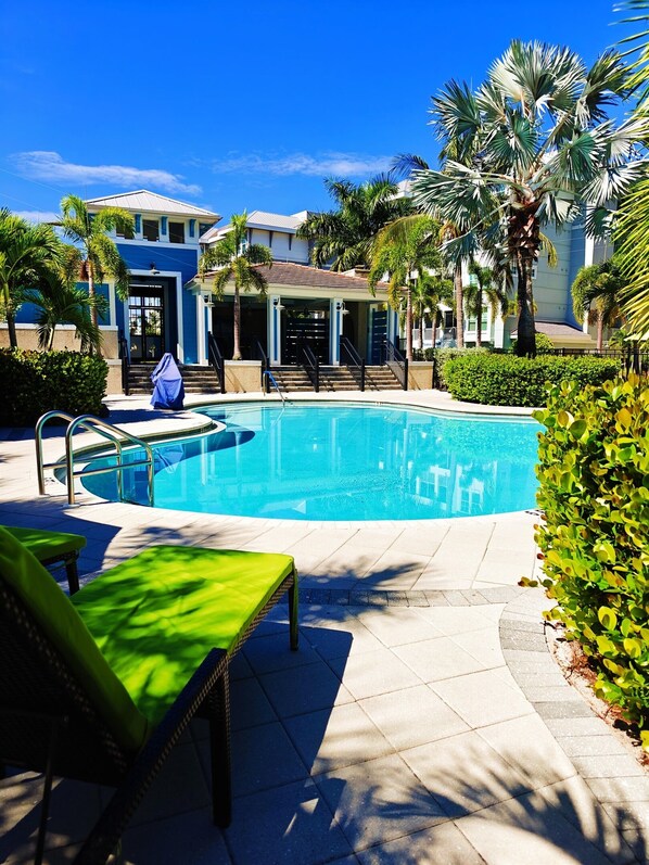 Marina Walk Amenities