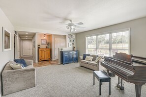 Sitting Room | Grand Piano | Free WiFi | Single-Story Home
