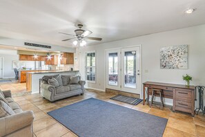 Living Room | Smart TV | Fireplace | Office Area | 1 Step Required to Access