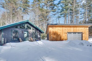 Exterior | Main House | Detached Loft Suite