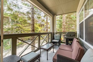 Private balcony: BBQ facilities