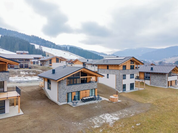 Holiday Home Exterior [winter]