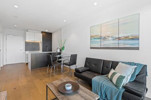 Living Area/Dining Area/Kitchen
