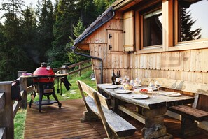 Exterior of Chalet Kati, garden, outdoor seating & BBQ