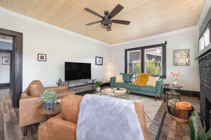 Plenty of seating for everyone to kick back and enjoy some downtime.