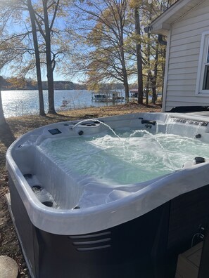 Bain à remous extérieur