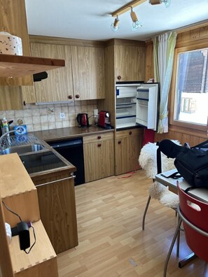 Picture 2
