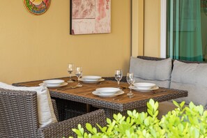 Terrace (3)