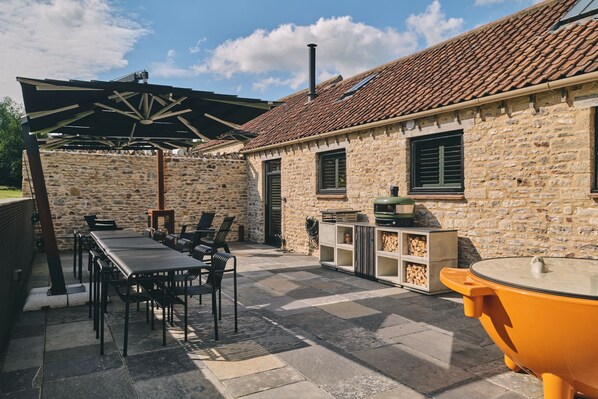 The outdoor space at The Cowshed, Somerset