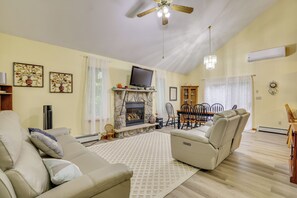 Living Room | Smart TV | 1st Floor