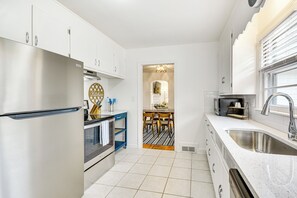 Kitchen | Cooking Basics | Coffee Maker