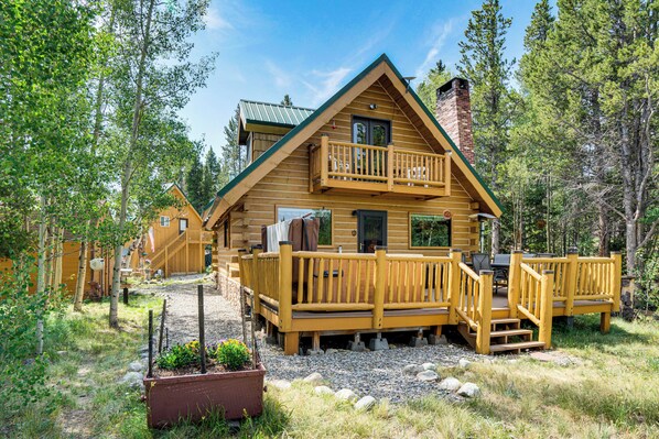 Fairplay Vacation Rental | 3BR | 1.5BA | Steps Required | 1,600 Sq Ft