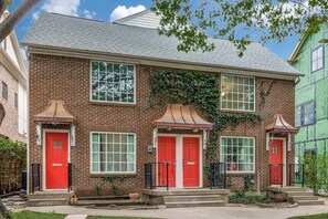 Property Exterior | Single-Story Apartment