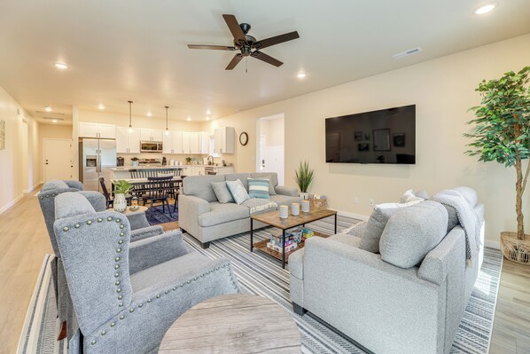 Florence Vacation Rental | 3BR | 2BA | 1,700 Sq Ft | Step-Free Entry