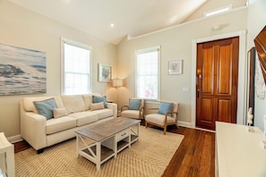 Sombrero Reef Living Room