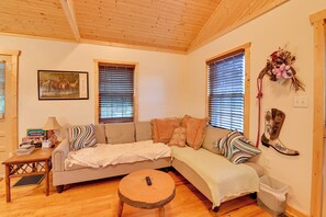 Living Room | Main Level | Free WiFi