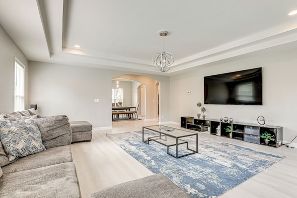 Atlanta Vacation Rental | 4BR | 3BA | 2,800 Sq Ft | Stairs Required