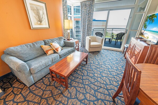 Large Living Area with Views of the Ocean, Beautifully Decorated
