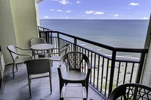 Large Balcony with View of the Ocean
