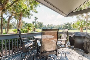 255 Turnberry - Deck Views