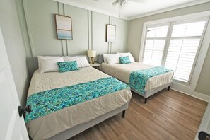 Guest Bedroom With 2 Full Beds