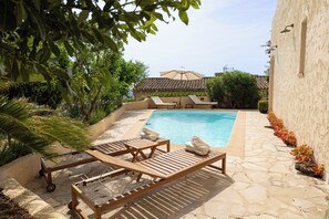 Pool area (2)